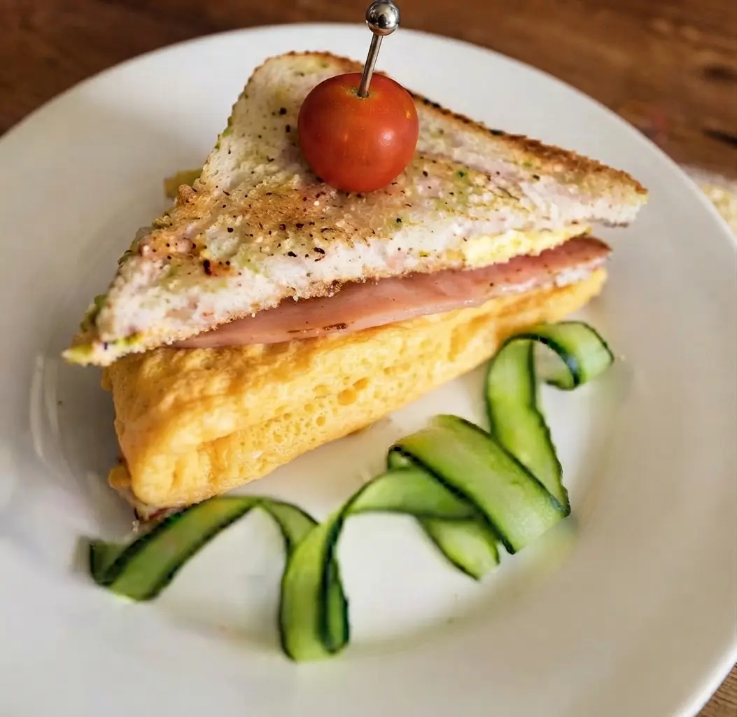 Ham & Egg Sandwich